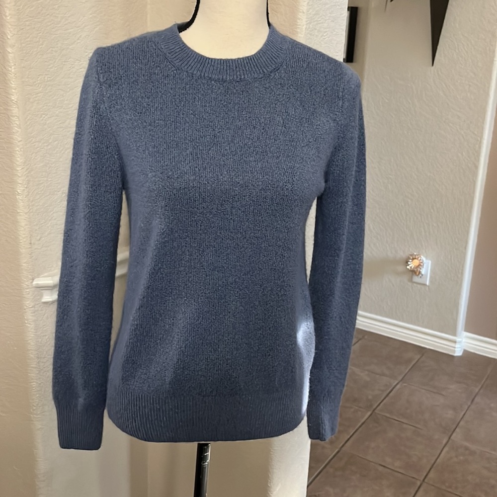 H&M basics blue soft sweater Size S